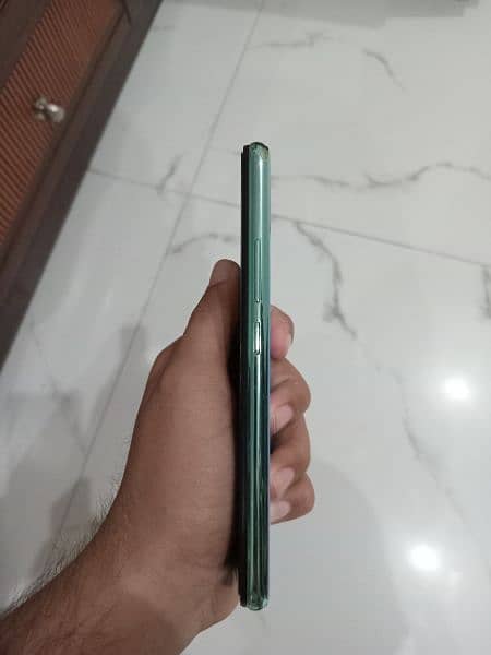 Vivo Y17   8/256 GB 6