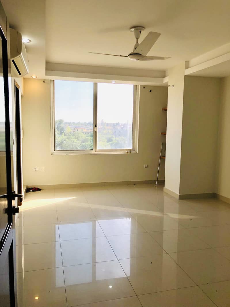 4 Bedrooms Unfurnished Apartment For Rent In Excutive Heights F-11 Markaz 17