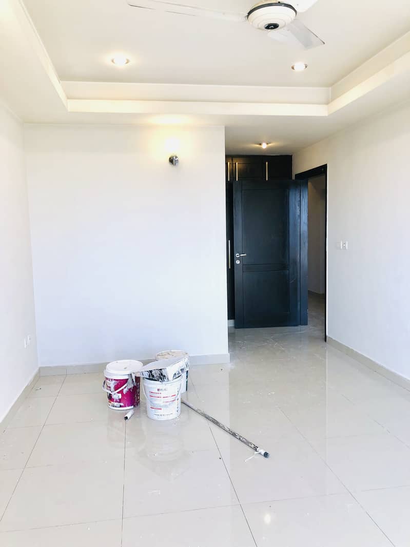 3 Bedrooms Unfurnished Apartment For Rent In Executive Heights F-11 Markaz 16