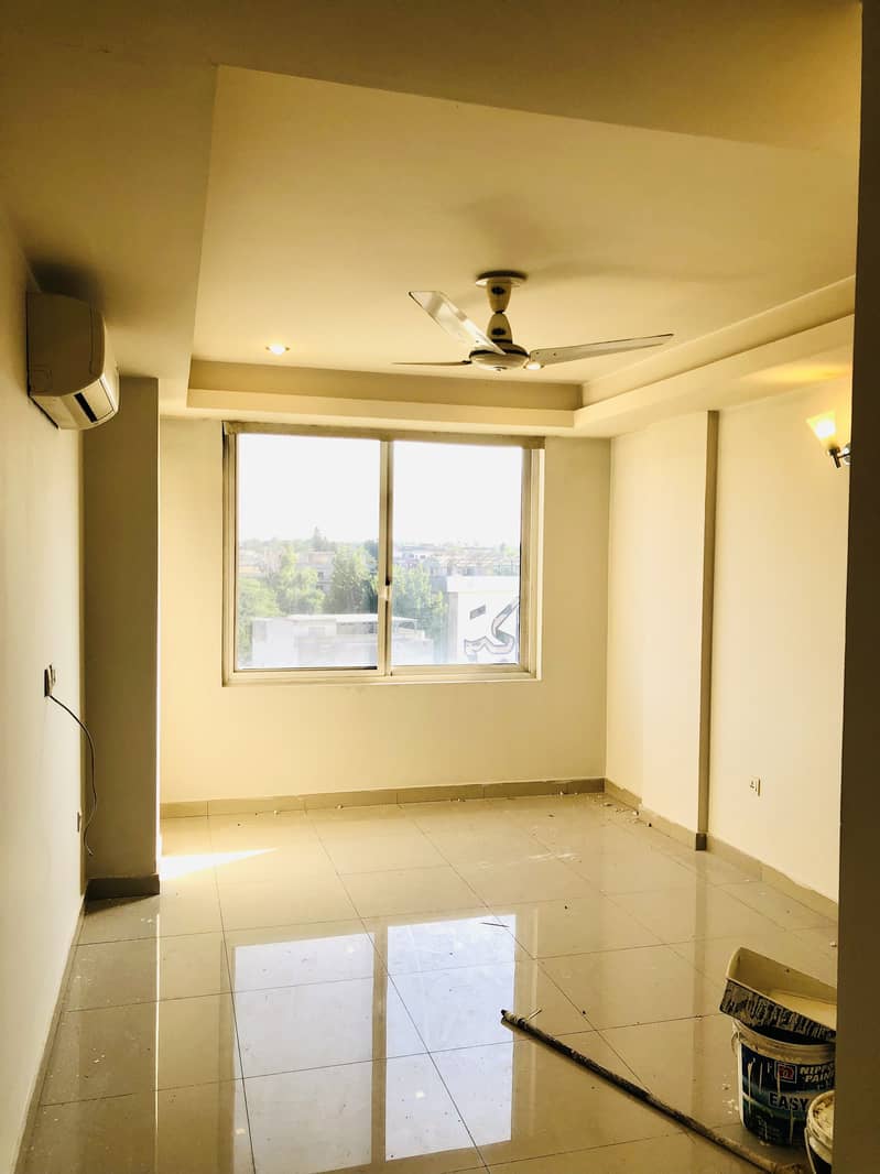 3 Bedrooms Unfurnished Apartment For Rent In Executive Heights F-11 Markaz 19