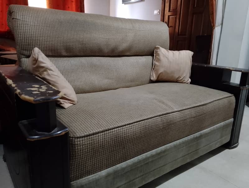 2 seater Sofa 2