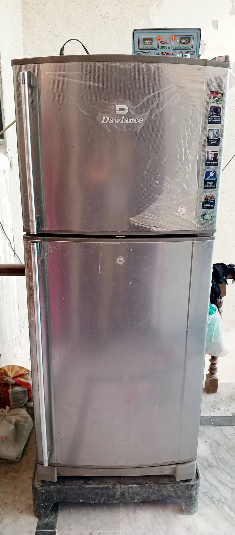 Urgent Sale Dawlance Refrigerator 0