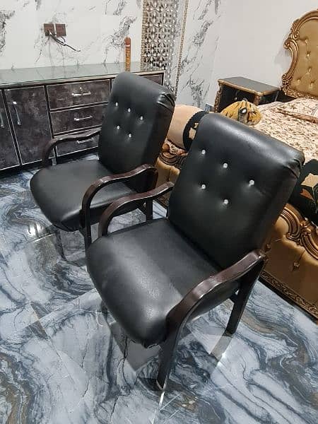 Executive Leather Chairs 0