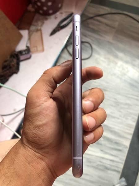 iPhone 11 non Pta factory unlock Waterpack 1