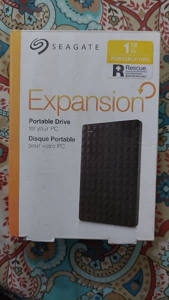 NEW Seagate Expansion 1 TB portable HDD 0