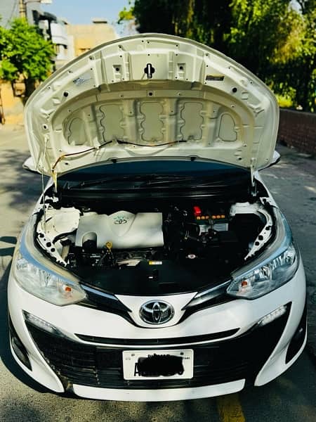 Toyota Yaris 1.5 full option 2021 0