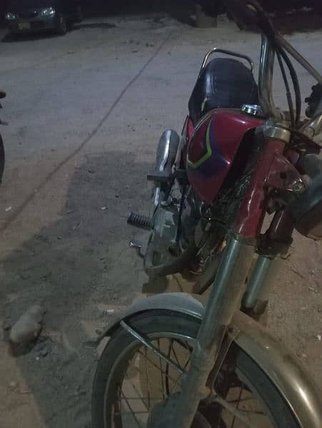 Honda 125 bike 3