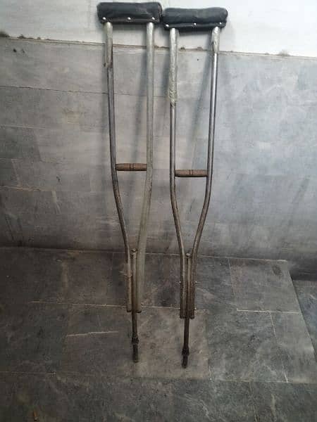 crutch Aluminum baisakhi pair Use Price 1