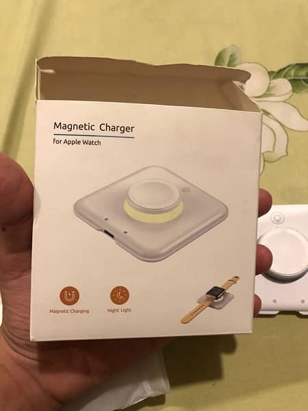 wireless charger for Apple Watch and Smart watches 4