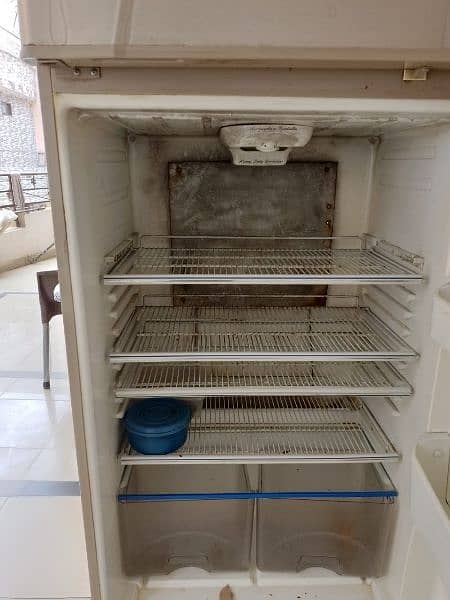 Dawlance fridge for sale 9