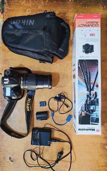 camera Nikon D7200 & manfrotto compact Action Aluminum Tripod 7