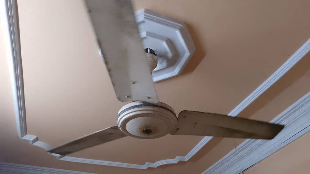 Running condition ceiling fan 4