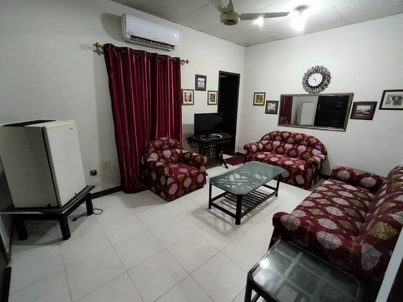 FULLY FURNISHED 1 BED FLAT AVAILABLE AC INSTALL FOR RENT ALFALFA TOWN 3