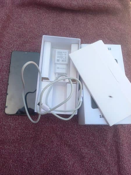 Samsung a32 with box and charger 0321 7758681 0