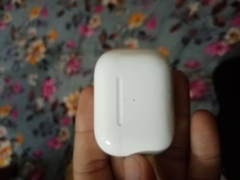 apple airpods pro 2nd generation type c made in usa 5