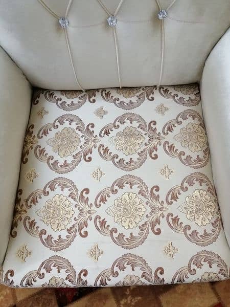 Beautiful High Back 5 seater Sofa Set with Malai Kapra 3