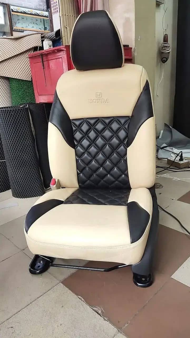 Karachi Biggest Factory of customise Car Seat Covers for honda Toyota 4