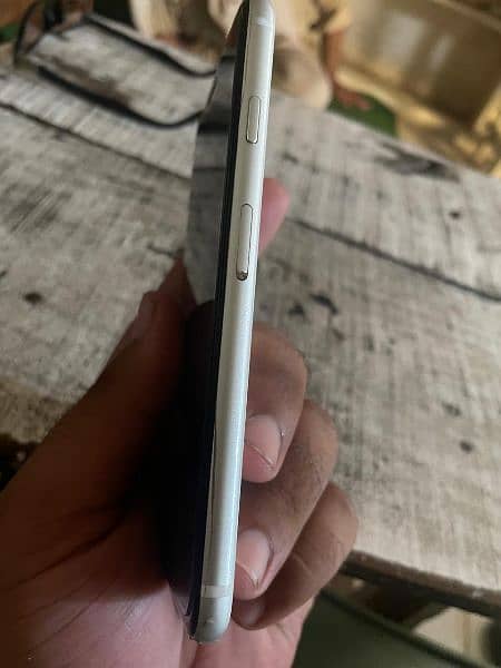 Iphone Se 2020 Pta Approved 64 gb 3