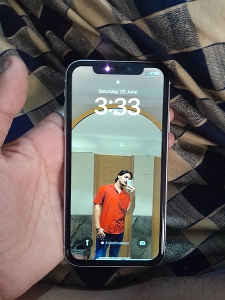 iPhone XR non pta 64 gb condition 10/10 3