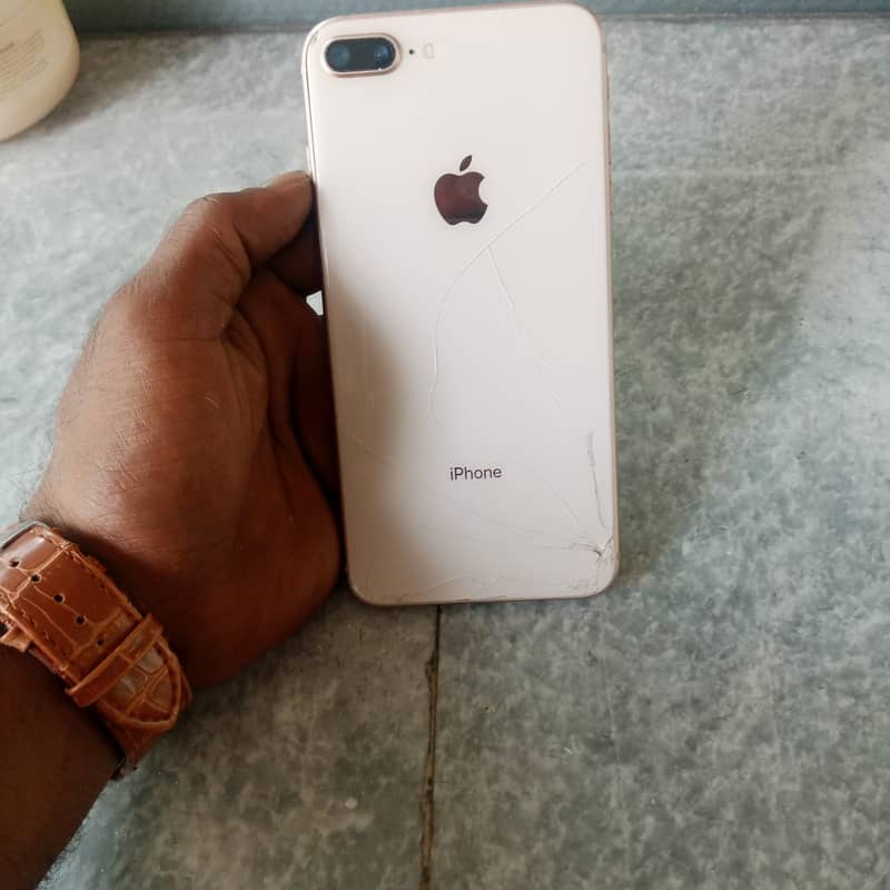 I phone 8plus good condition one hand used 64gb 3