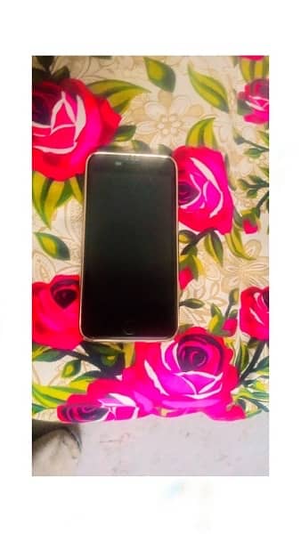 iPhone 8plus 64 GB all OK only serious buyers contact me 2