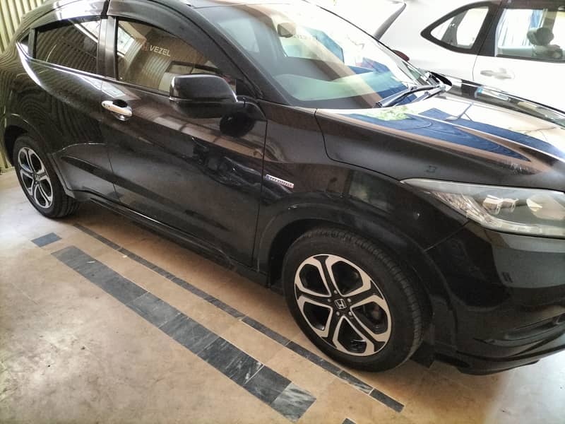 Honda Vezel 14/17 8