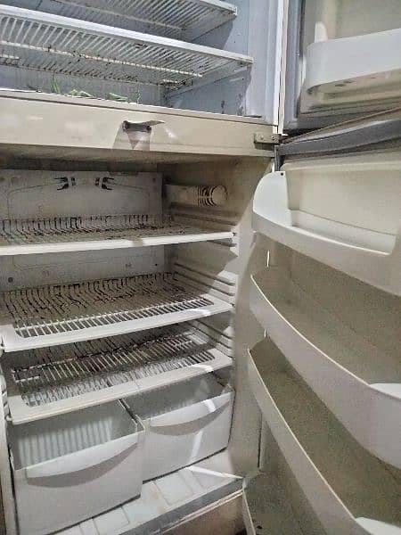 Excellent condition ! powerful freezer for sale -suberb performance 4