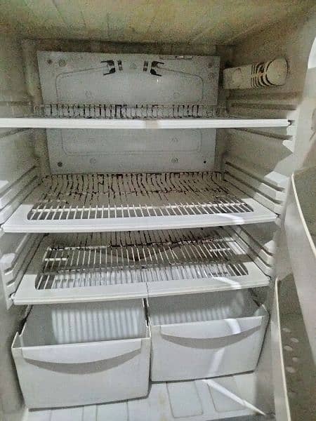 Excellent condition ! powerful freezer for sale -suberb performance 5