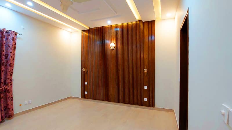 1 kanal Upper Portion For Rent in Bahria Town Phase 8 Rawalpindi 0