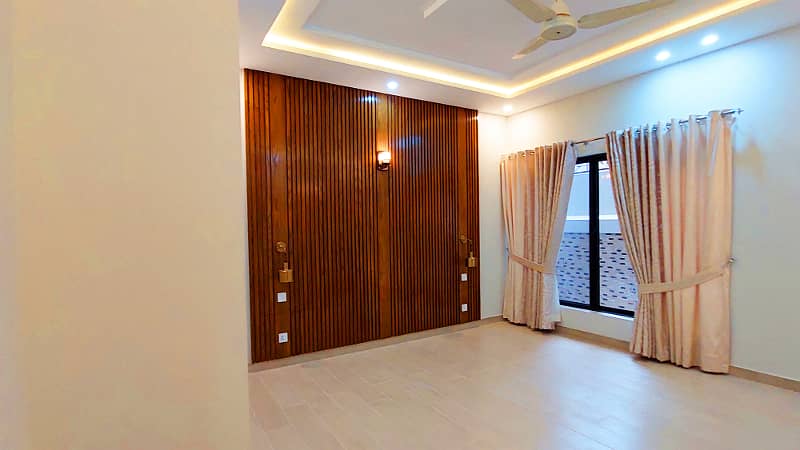 1 kanal Upper Portion For Rent in Bahria Town Phase 8 Rawalpindi 3