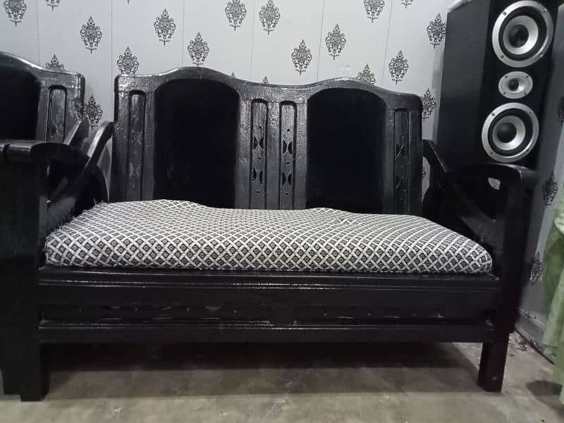 Sofa set 0