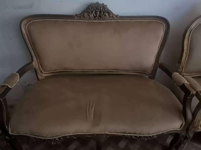 CHINEOTI SOFA SET FOR SALE 1