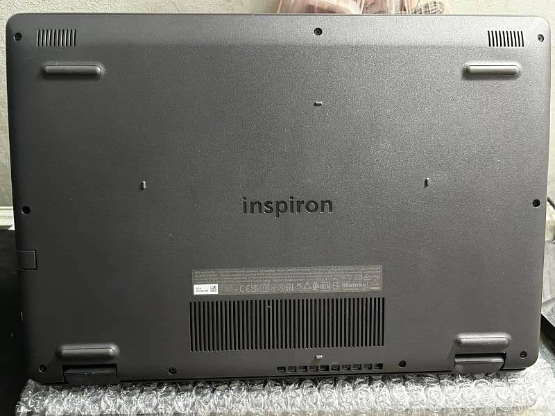 Dell inspiron 3501 4