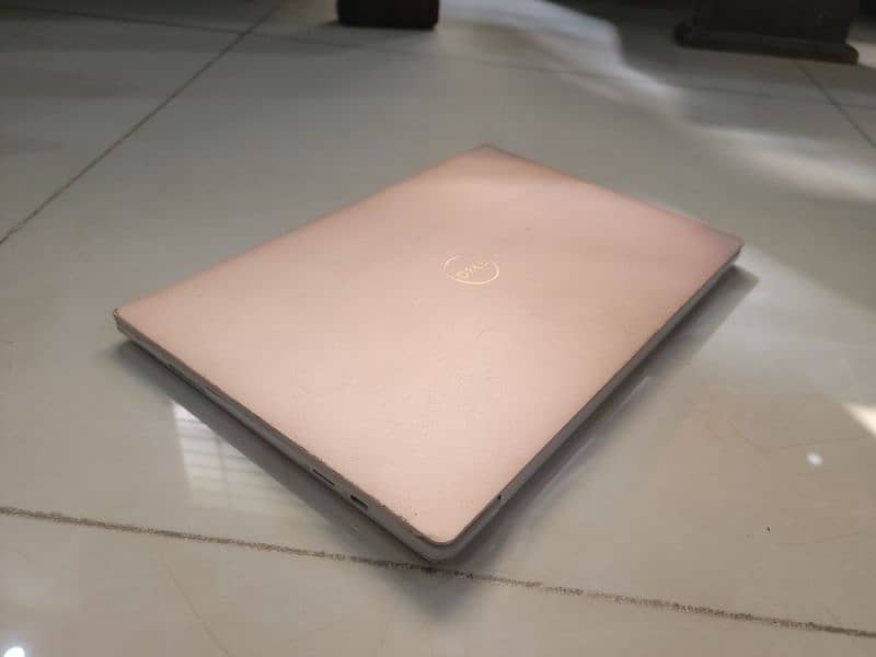 Dell xps core i5 10th Gen Ultrabook 4