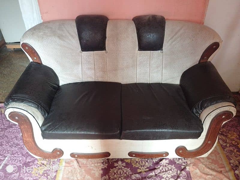 Urgent Sell 7 Seater Sofa Sets 1