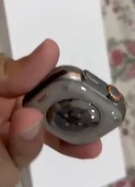Apple Watch Ultra 1 3