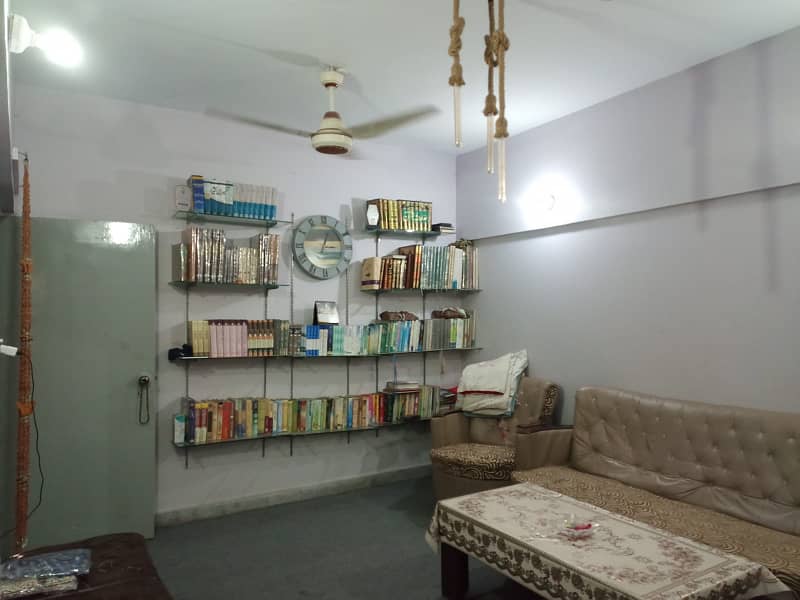 3 BED DD FLAT FOR SALE IN GULSHAN E IQBAL BLOCK 13D3 0