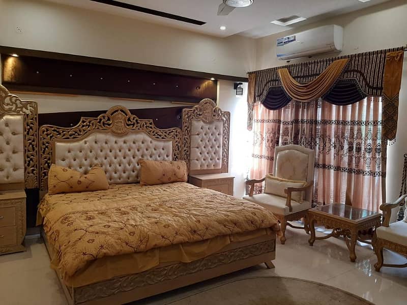 1 Kanal Bungalow For Sale In DHA Lahore 2