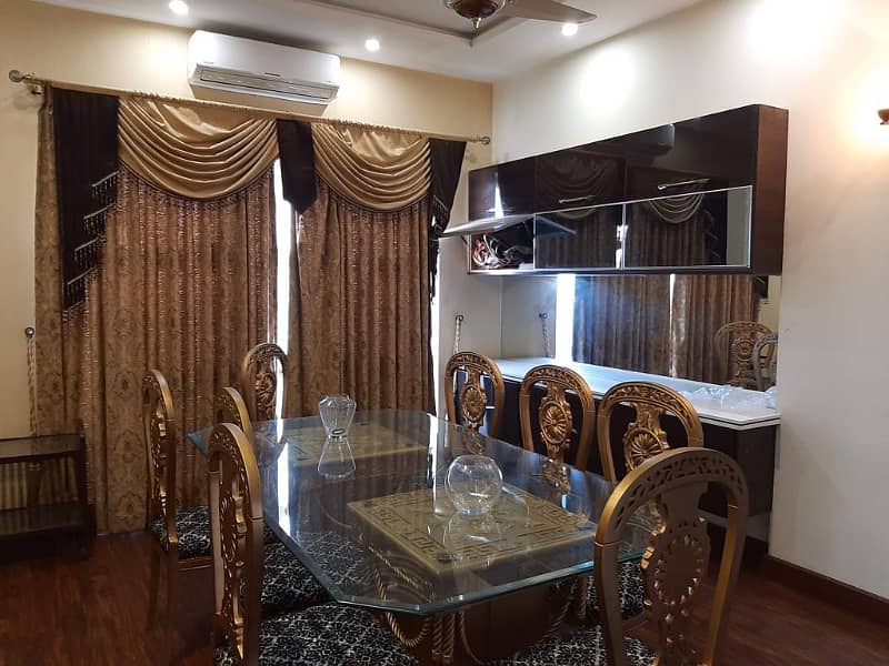 1 Kanal Bungalow For Sale In DHA Lahore 8