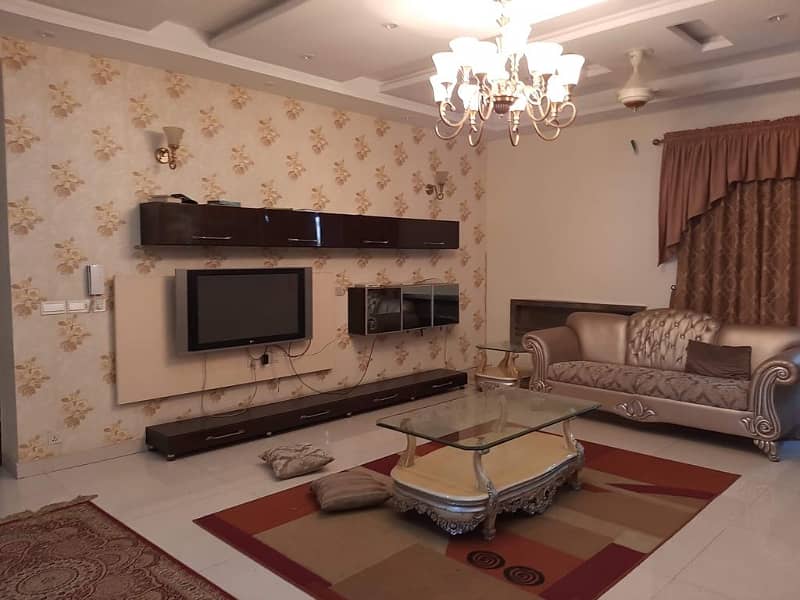 1 Kanal Bungalow For Sale In DHA Lahore 11