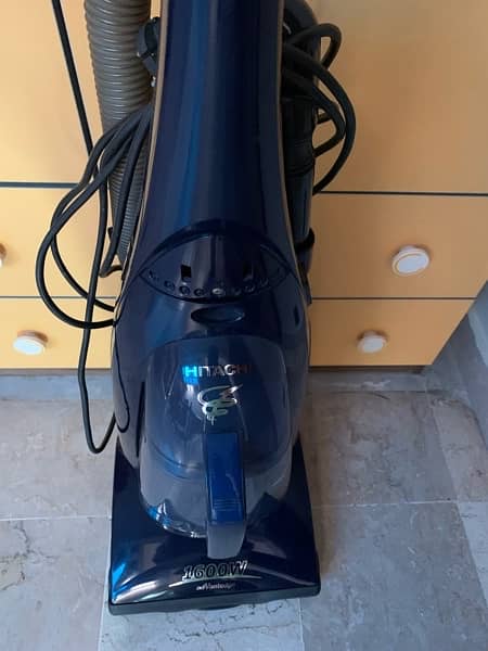 Hitachi Vacuum Cleaner 1600w Model: CV-90CY 3