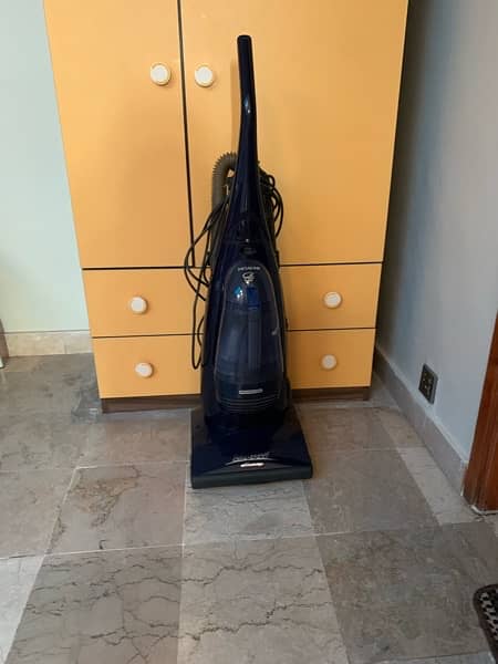 Hitachi Vacuum Cleaner 1600w Model: CV-90CY 5