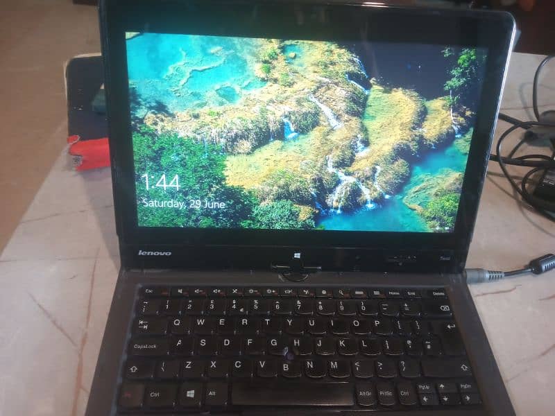 Lenovo Thinkpad,core i3,5th generation,4gb ram,320 gb hard disk(hdd) 0