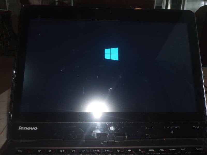 Lenovo Thinkpad,core i3,5th generation,4gb ram,320 gb hard disk(hdd) 3