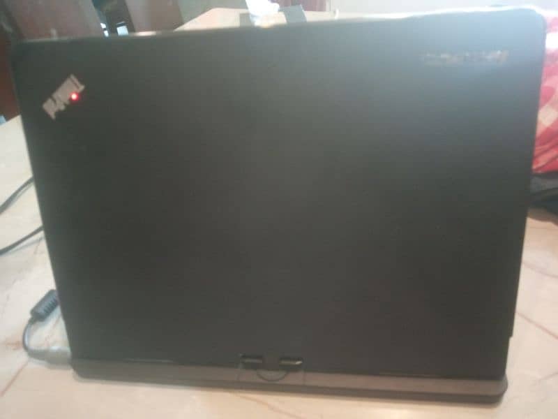 Lenovo Thinkpad,core i3,5th generation,4gb ram,320 gb hard disk(hdd) 4