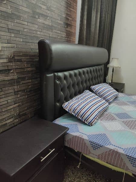 Leather poshish King size Wooden bed with side tables for Urgent sale. 5