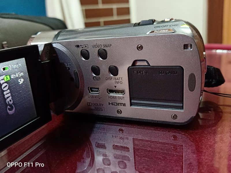 Canon Camcorder Camera (Legria HFR205) 3