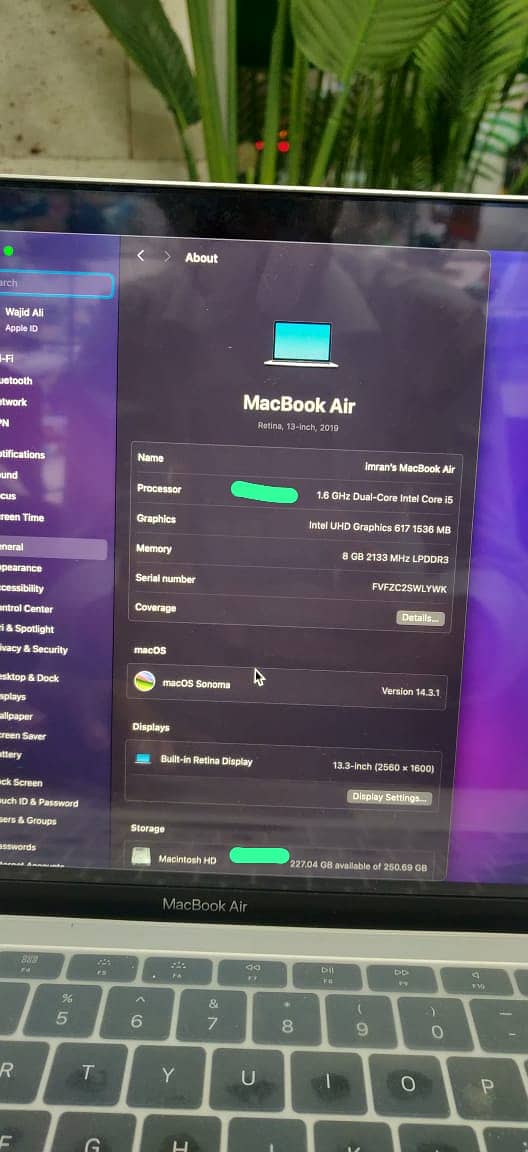 Macbook air 2019, 8gb/256gb, 10/10, with fast charger 1
