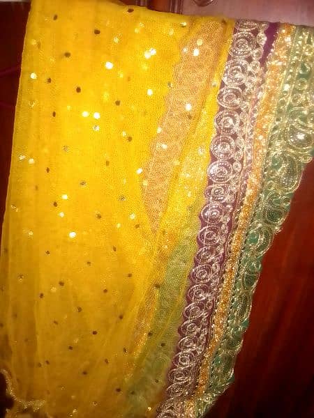 mehndi suits 2 3