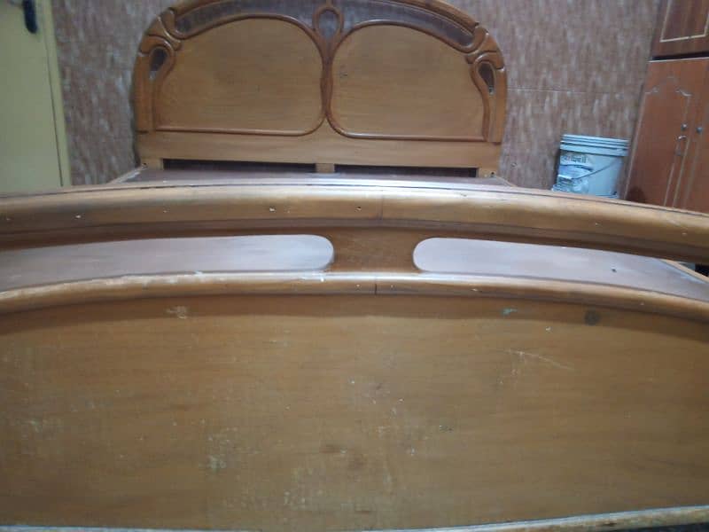 Queen size bed for sale 15